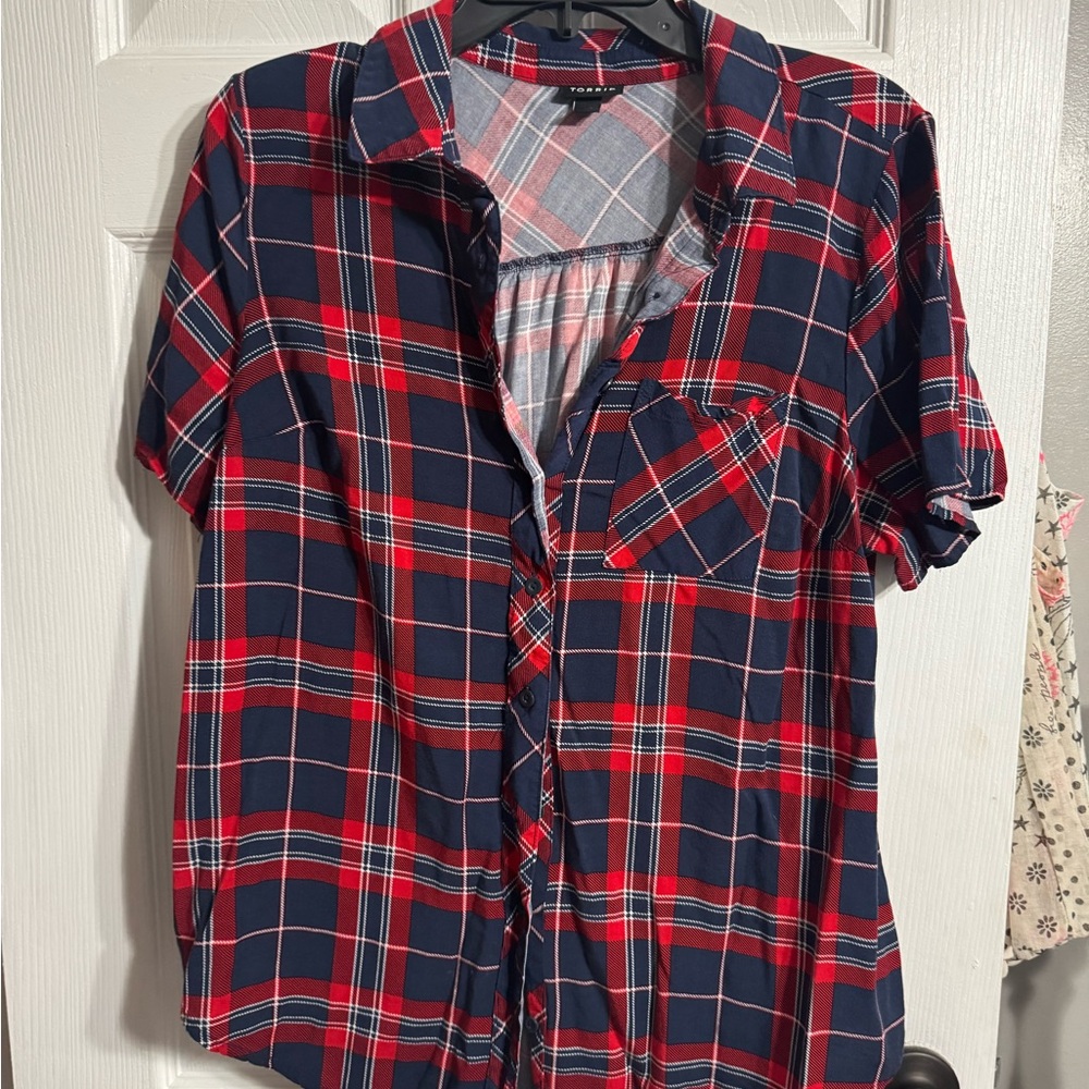 Wonans Red and Blue Plaid Shirt